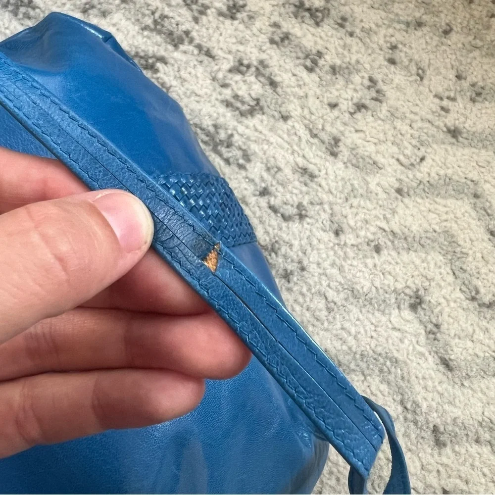 Vintage Caressa Spain Blue Leather Crossbody Bag - Picture 9 of 15